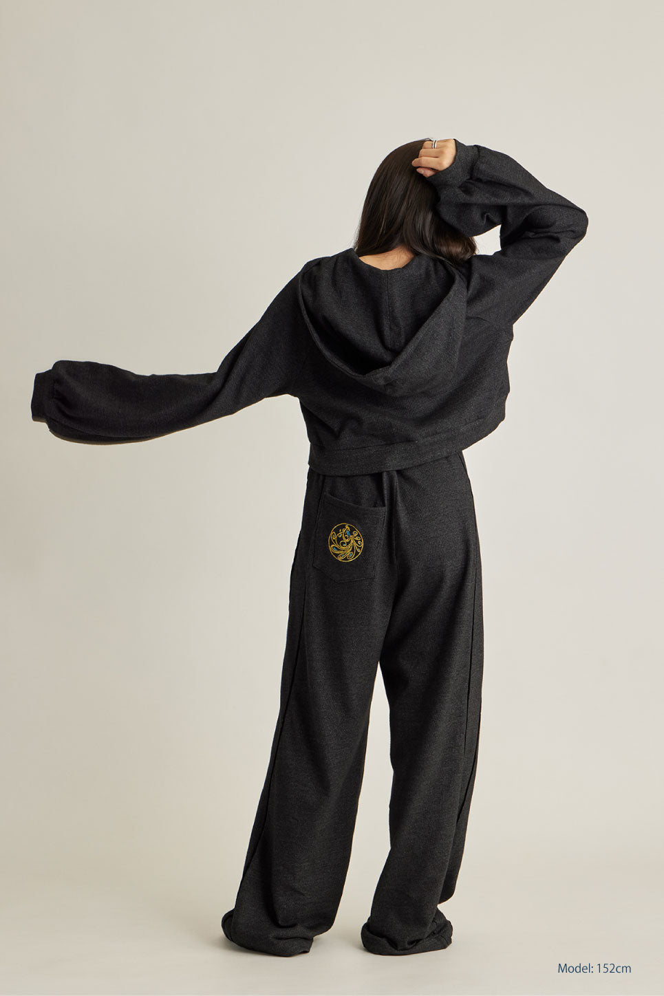 Nomad Cropped Hoodie